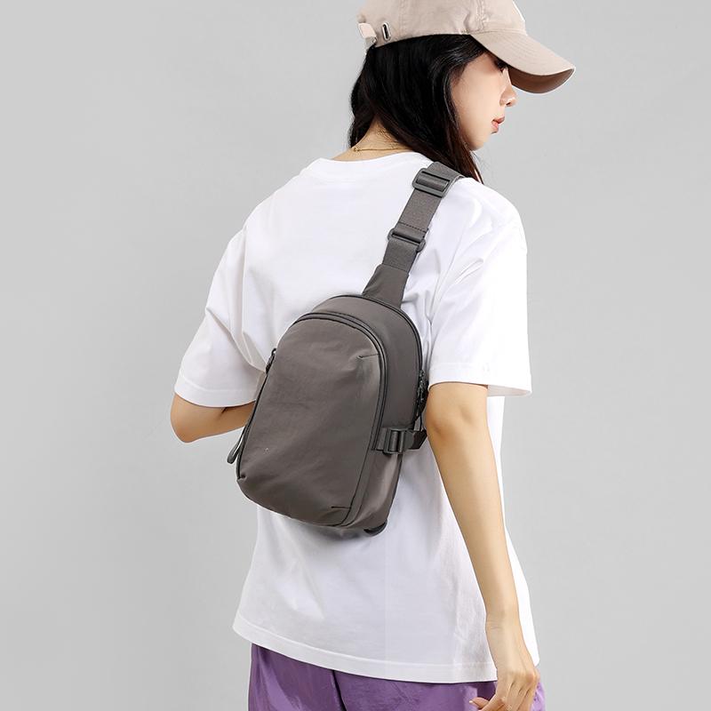 Multifunkční venkovní malá taška Sportovní voděodolná taška přes rameno crossbody Nylonová náprsní taška