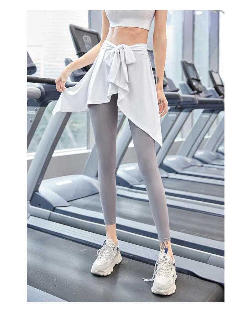 Women's Yoga Skirt with Hip-Cover and Anti-Exposure Design