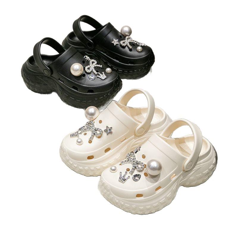 Chic Women's Metallic Pearl Shoe Adornments: Trendy DIY Floral Accessories