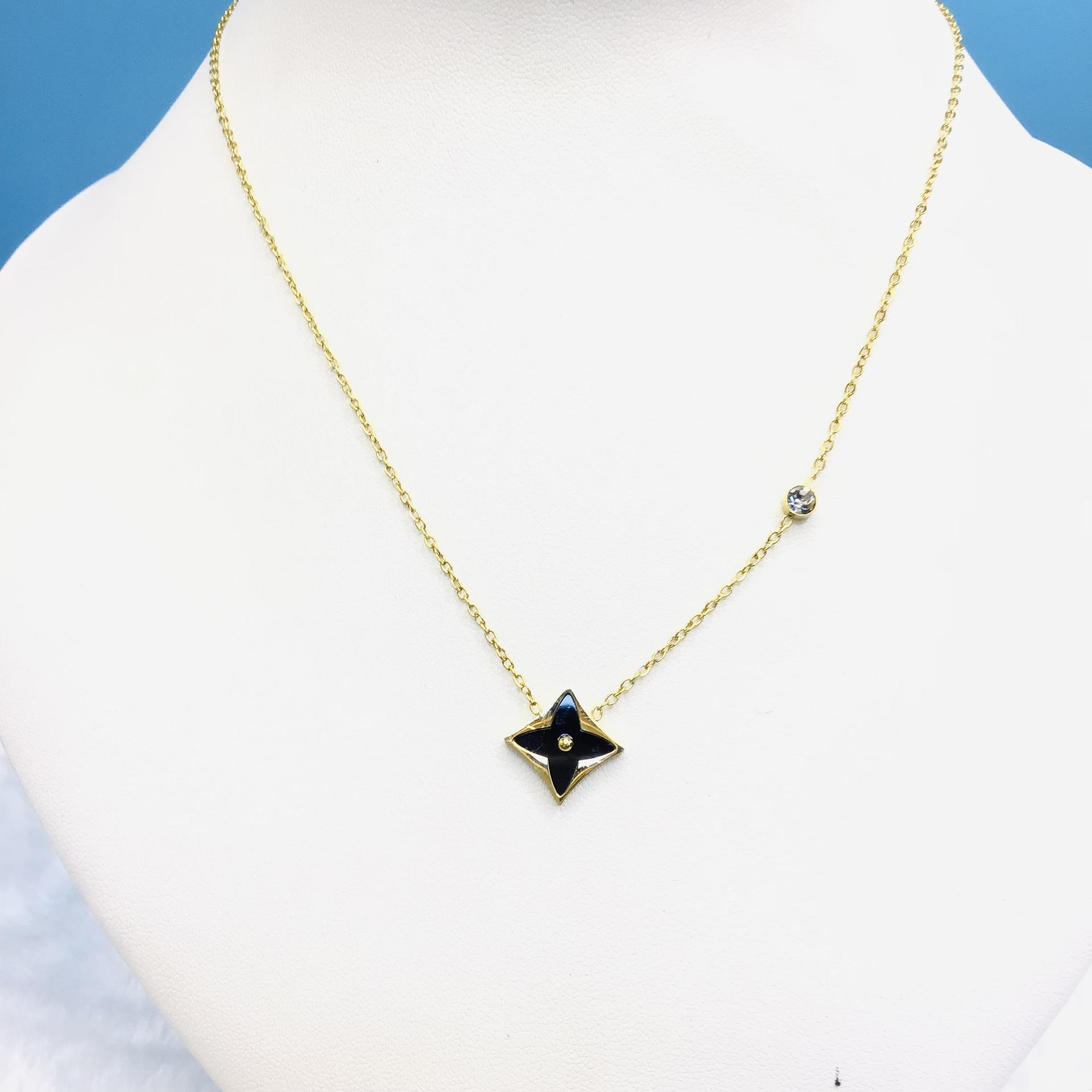 

Модное ожерелье из титановой стали с четырьмя листами клевера, легкая роскошная цепочка на ключицу 18 карат, не теряющая цвет, женское ожерелье чёрный