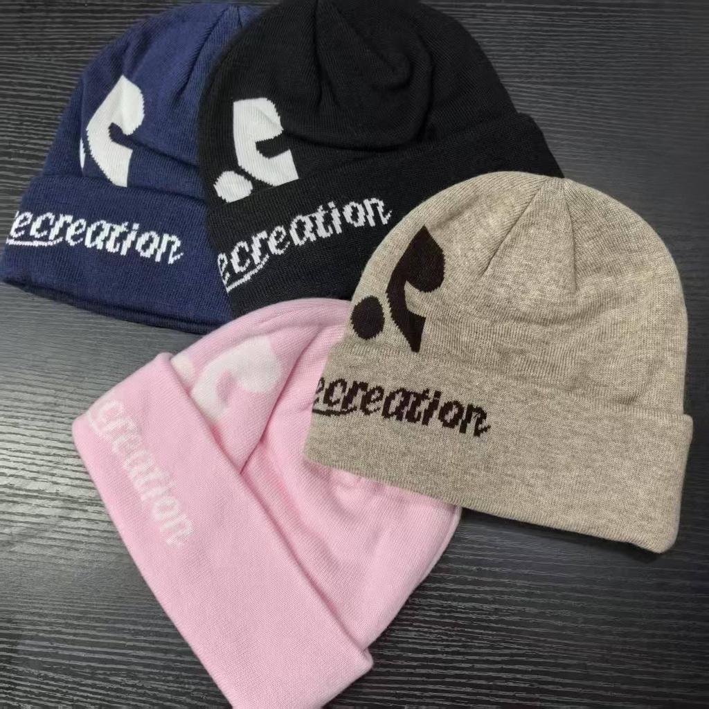 Zhao Lusi-Inspired Unisex Knitted Wool Beanie – Autumn/Winter Casual Style