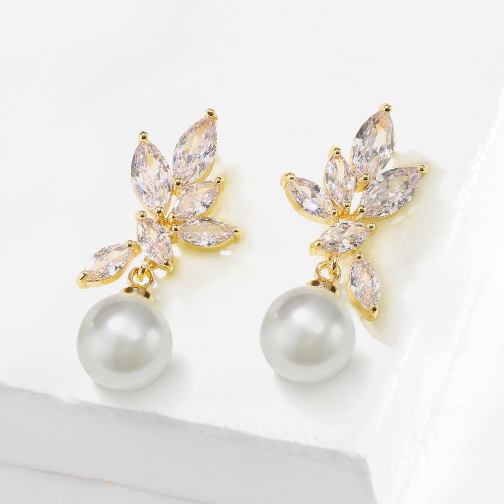 RAKOL Elegant Pearl Earrings for Women - European & American Stylish Fashion Trend Jewelry