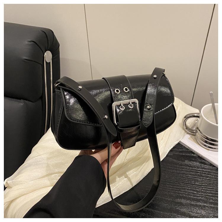 New 2025 Women's Belt Solid Color Casual Large Capacity Summer Casual Fashion Crossbody Portable Shoulder Armpit Bag