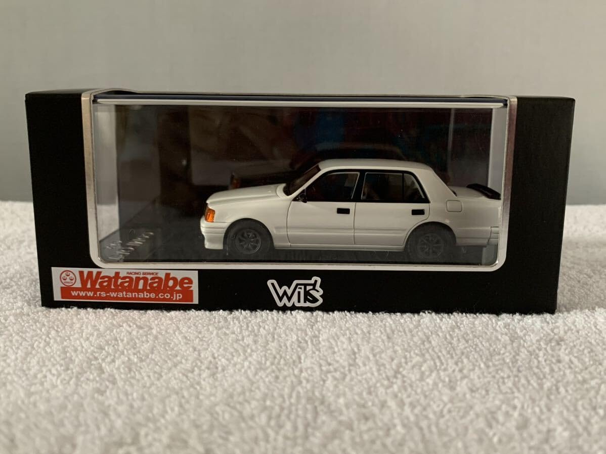 

Witz Toyota Comfort GT-Z Super White 1/43