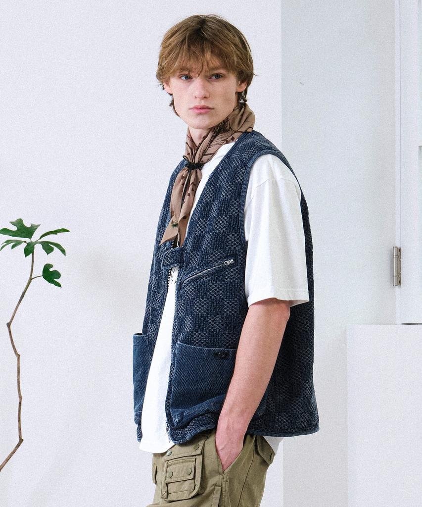 Helement Pigment Pattern Vest (Navy)
