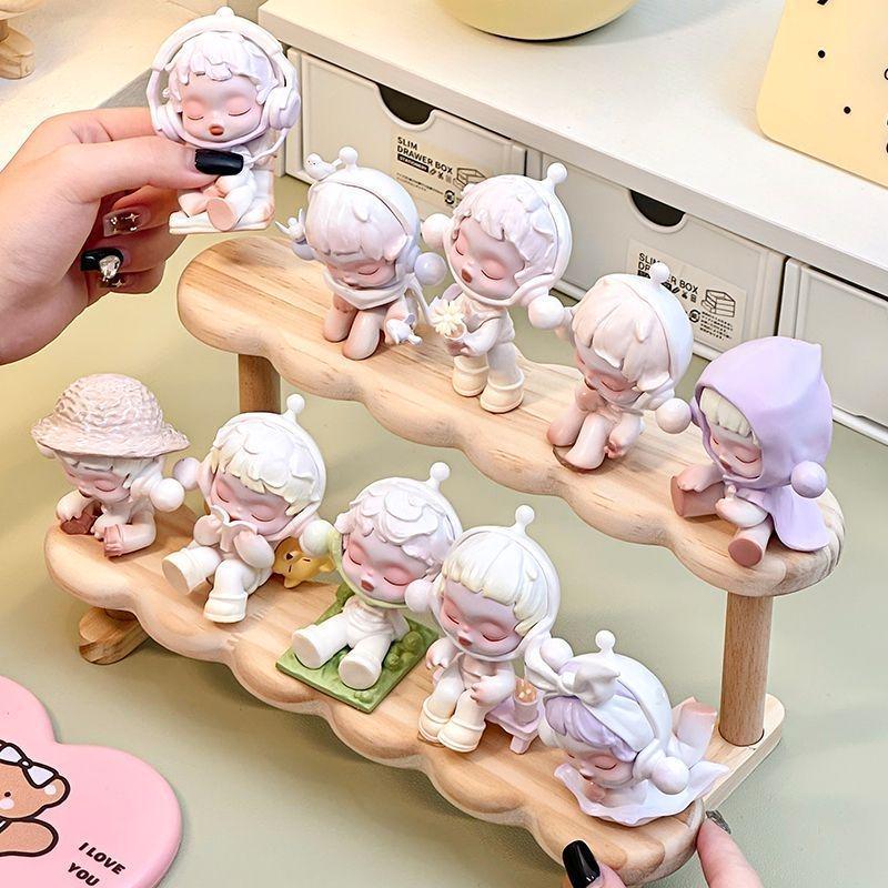 Solid Wood Creative Display Stand for Jewelry, Figurines, Snacks, and Succulents