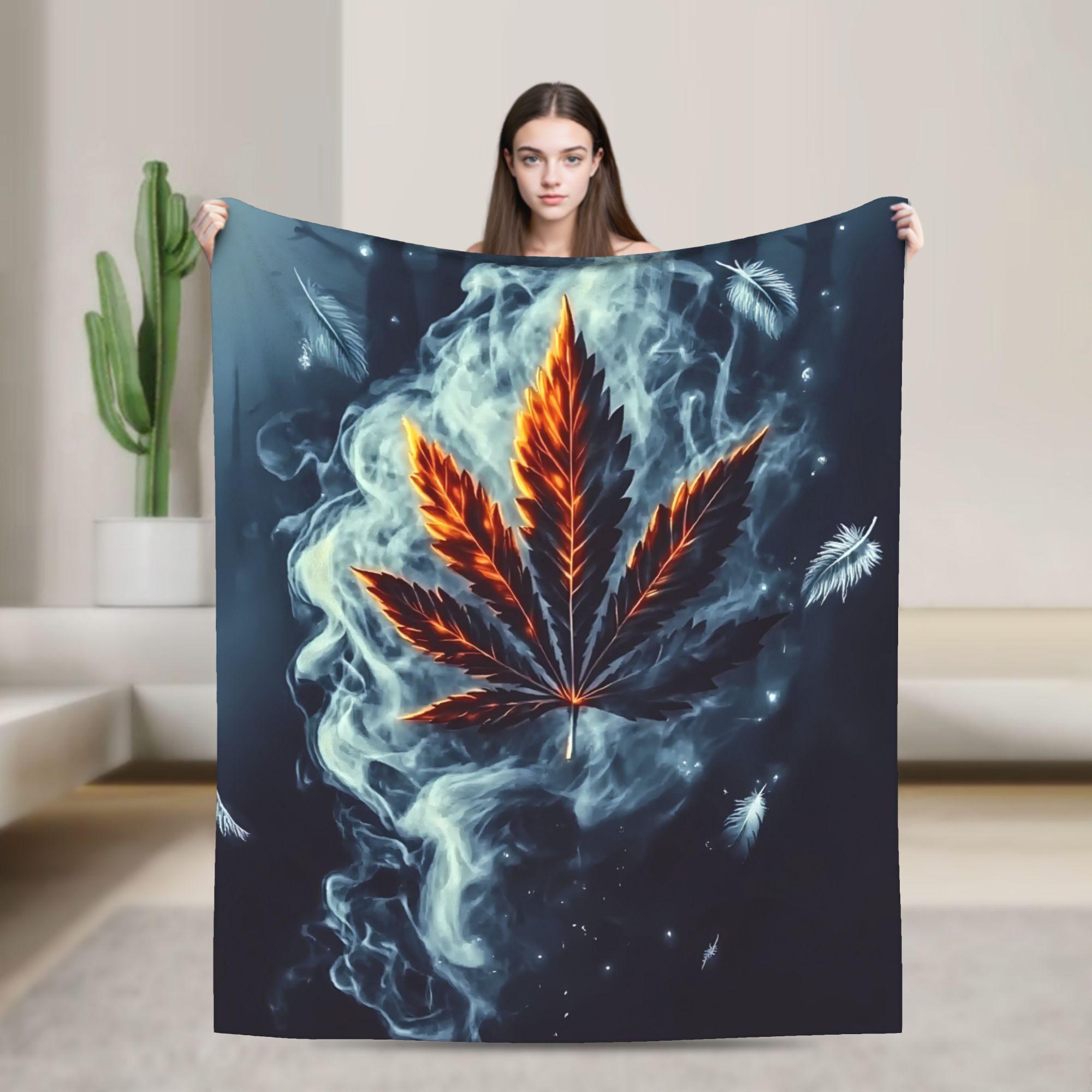 

1pc Maple Leaf Design Cooling Throw Blanket - Soft Flannel, Lightweight & Machine Washable, Cozy Light Beige-Friendly Polyester, 70x100cm