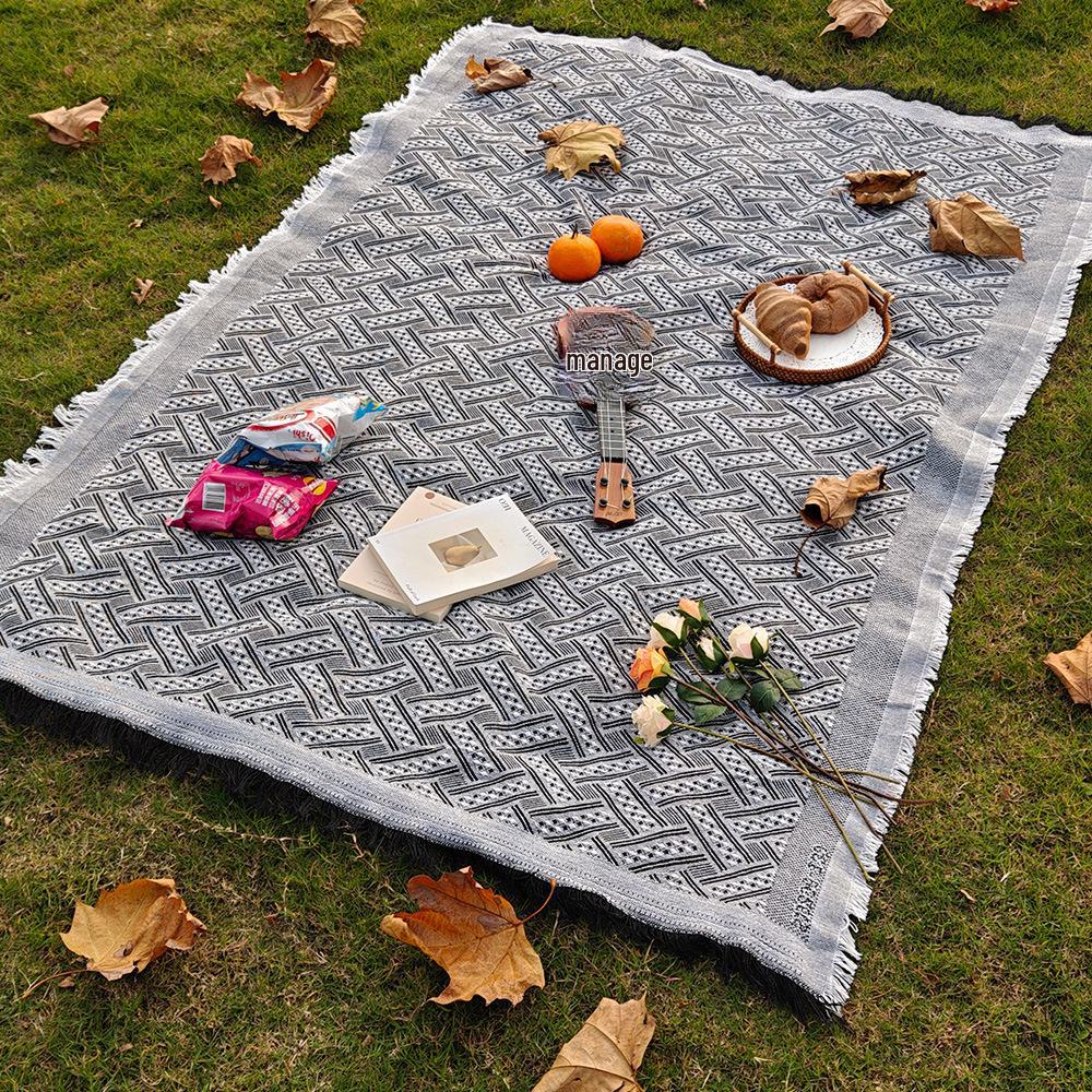 Moisture-Proof Outdoor Cotton Picnic Blanket for Camping & RV Travel
