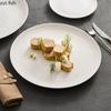 White Ceramic Shallow Plate Steak Plate Salad Dish Pasta Dish Dessert Plate Line Pattern Molecular Cuisine Restaurant Tableware