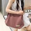 2025 new corduroy casual commuting Korean version shoulder bag fashionable retro trend large capacity portable tote bag