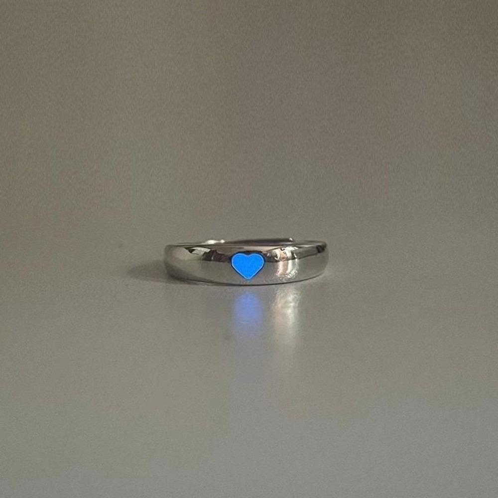 Vintage Style Luminous Ring Blue Pink Color Couple Ring Love Heart Ring  for Halloween Party