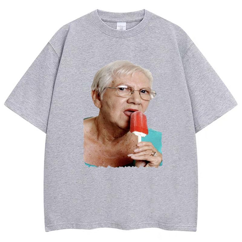 Funny Grandma Licking Red Popsicle Meme T Shirt Cute Granny Ice Cream Humor T Shirts Casual Cotton Oversized Unisex Women Tshirts
