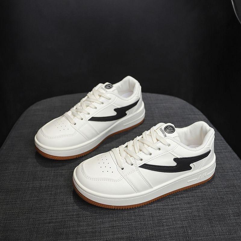 Fashion 2024 New Cute Board Shoes Korean Simple Fashion Thick Bottom Casual Hundred Small Shoes Comfortable Running Shoes