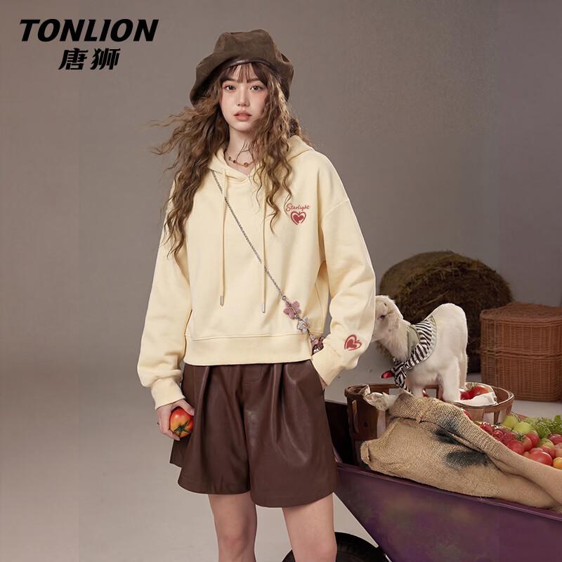 TonLion Women s Hooded Heart Letter Graphic Sweatshirt M