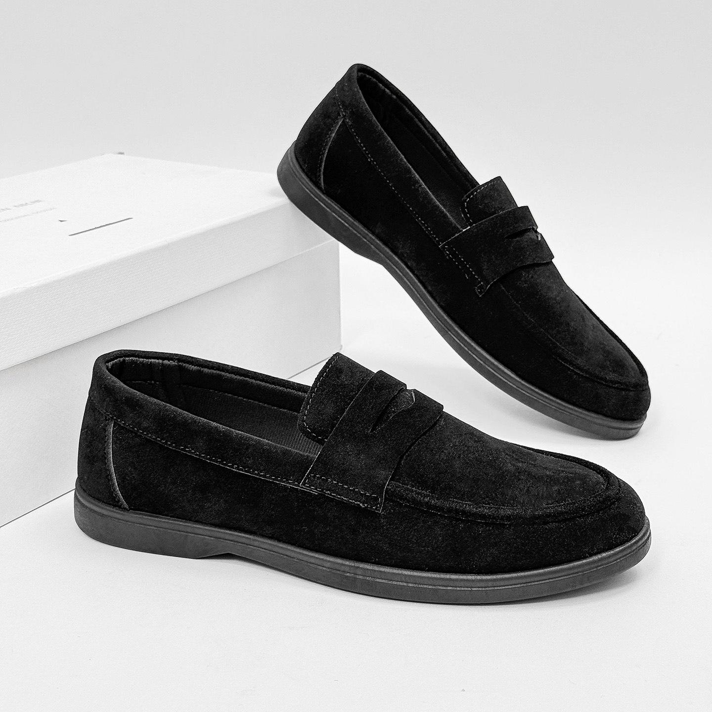 

Men s shoes loafers Doudou men s shoes large size 2025 new men s lazy shoes daily casual shoes solid color 39