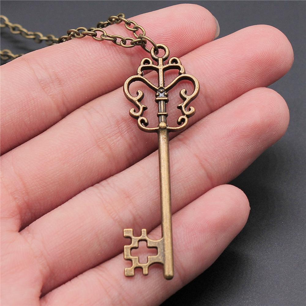 2 Colors Antique Silver Color Antique Bronze Color Vintage Key Pendant Necklace For Women Long Chain Metal Chain Necklace