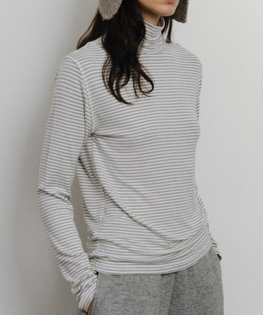Yulago Stripe Polar T-Shirt