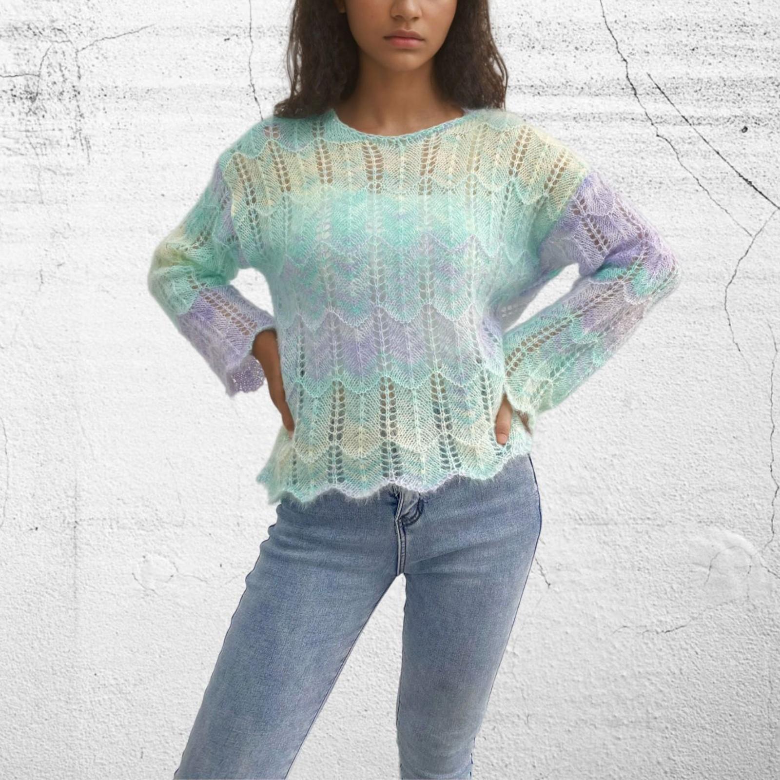 

Женский модный свитер с расклешенными рукавами и радужным узором, свободный трикотажный свитер с вырезом в виде буквы L зелёный