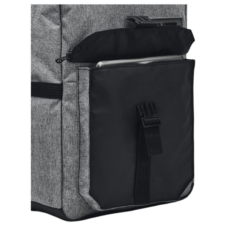 Under Armour 23L Versatile Durable Polyester Backpack Regular Men Backpacks Gray Black 1384462-025