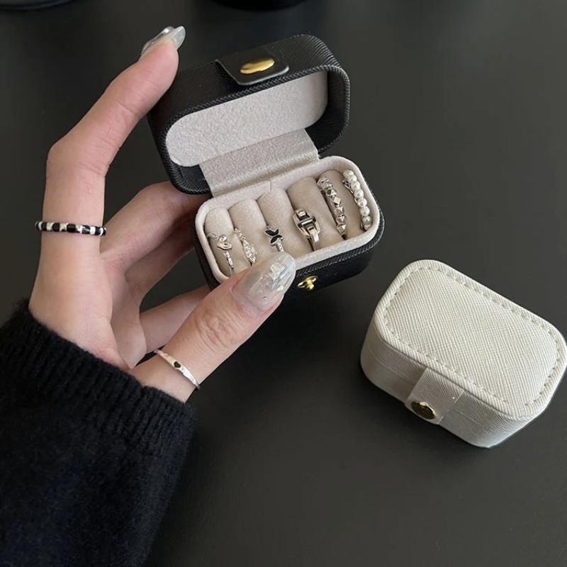 Mini Jewelry Storage Box, with A Button Flip Decoration Storage Box, Simple Ring Necklace Earrings Storage Box, Display Gift Box
