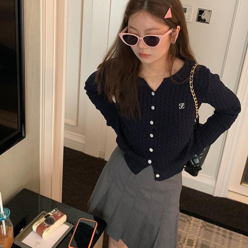 

Ленивая мода вышитые буквы вязаный кардиган ретро длинные рукава High Street куртка осень зима V-образный вырез повседневный трикотаж One size темно-синий