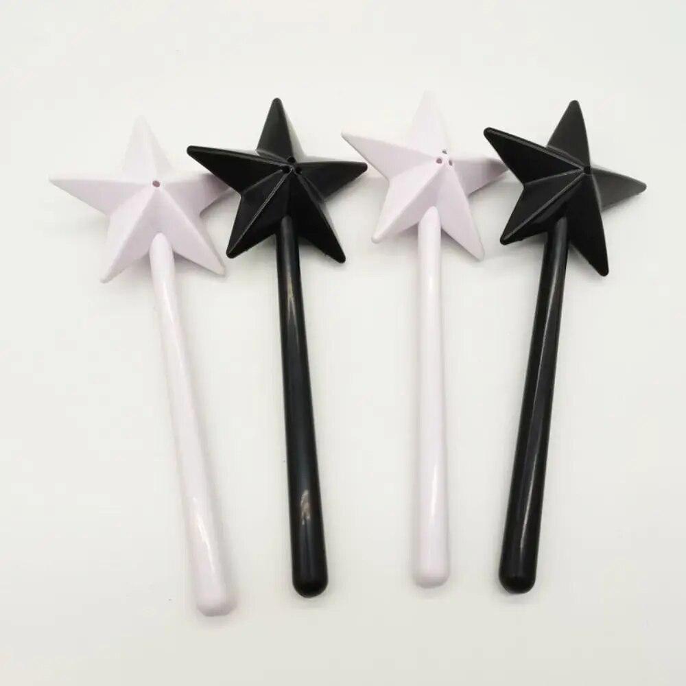Agitatori di sale e pepe portatili Ricaricabili Magical Star Wand Dispenser di spezie Set di agitatori di condimento Forniture per barbecue per cucina e sala da pranzo