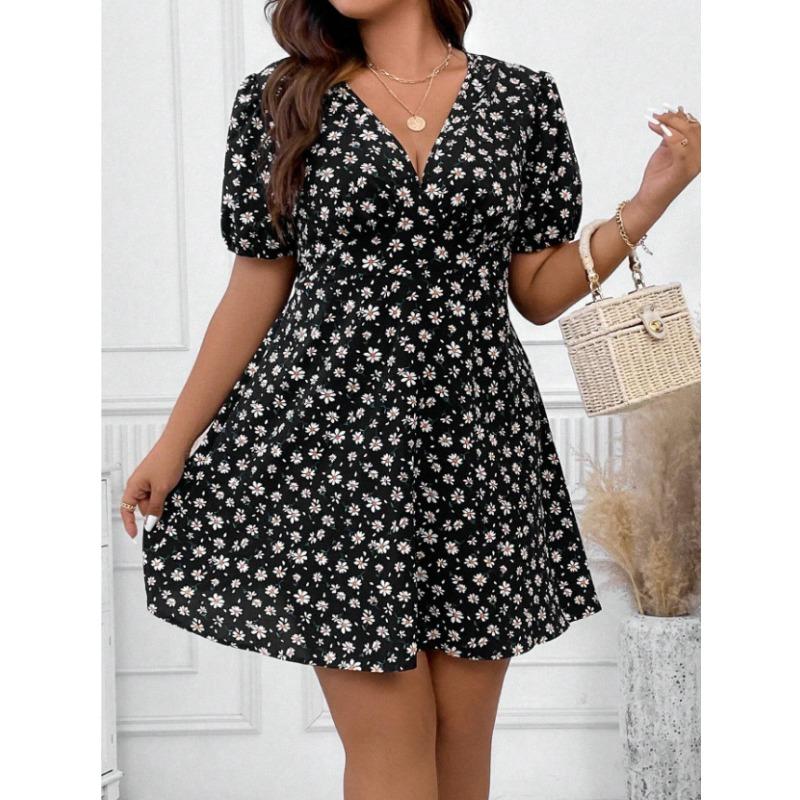 Women's Large Size Casual Waist Lantern Short-sleeved Dress Bohemian V-neck Loose Small Floral Skirt