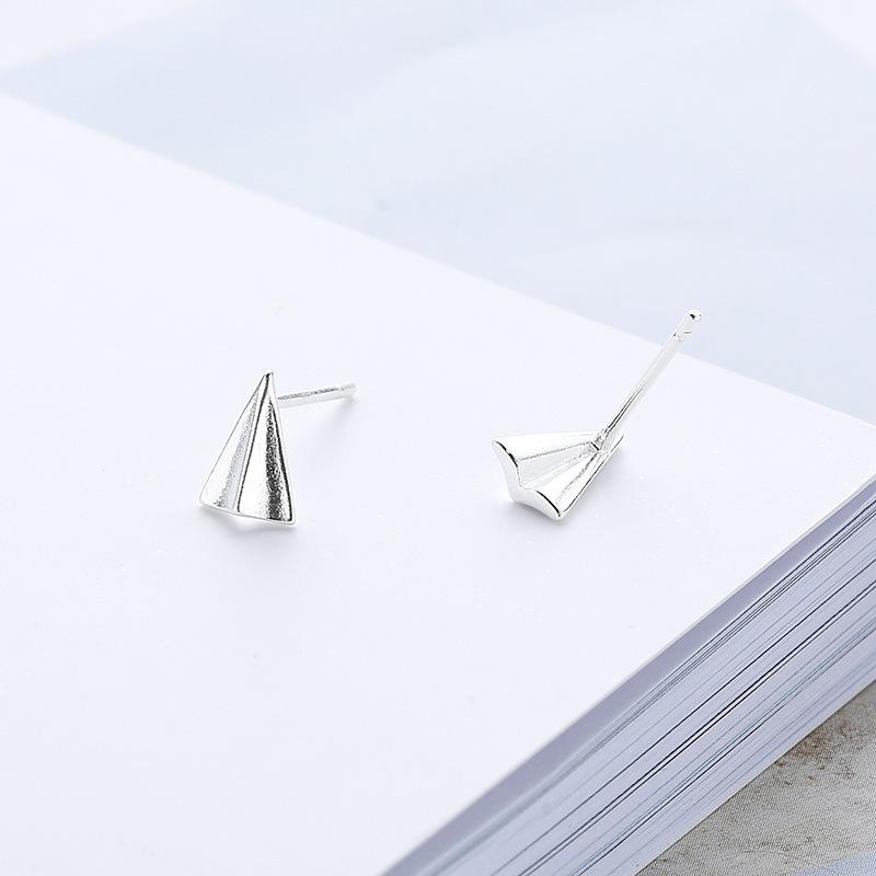 Paper Airplane Earrings Women's Fashion Cute Three-dimensional Ear Jewelry Japanese and Korean Version Niche Design Accessories