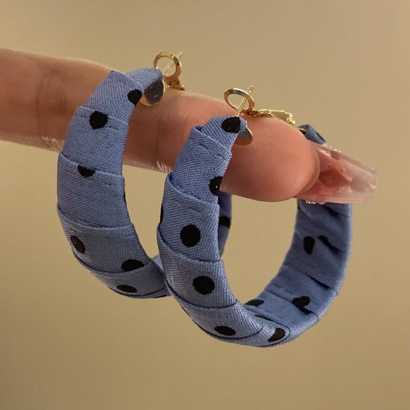 

Геометрические серьги из ткани в горошек Стильные простые серьги Нишевые ретро серьги высокого класса Женщины