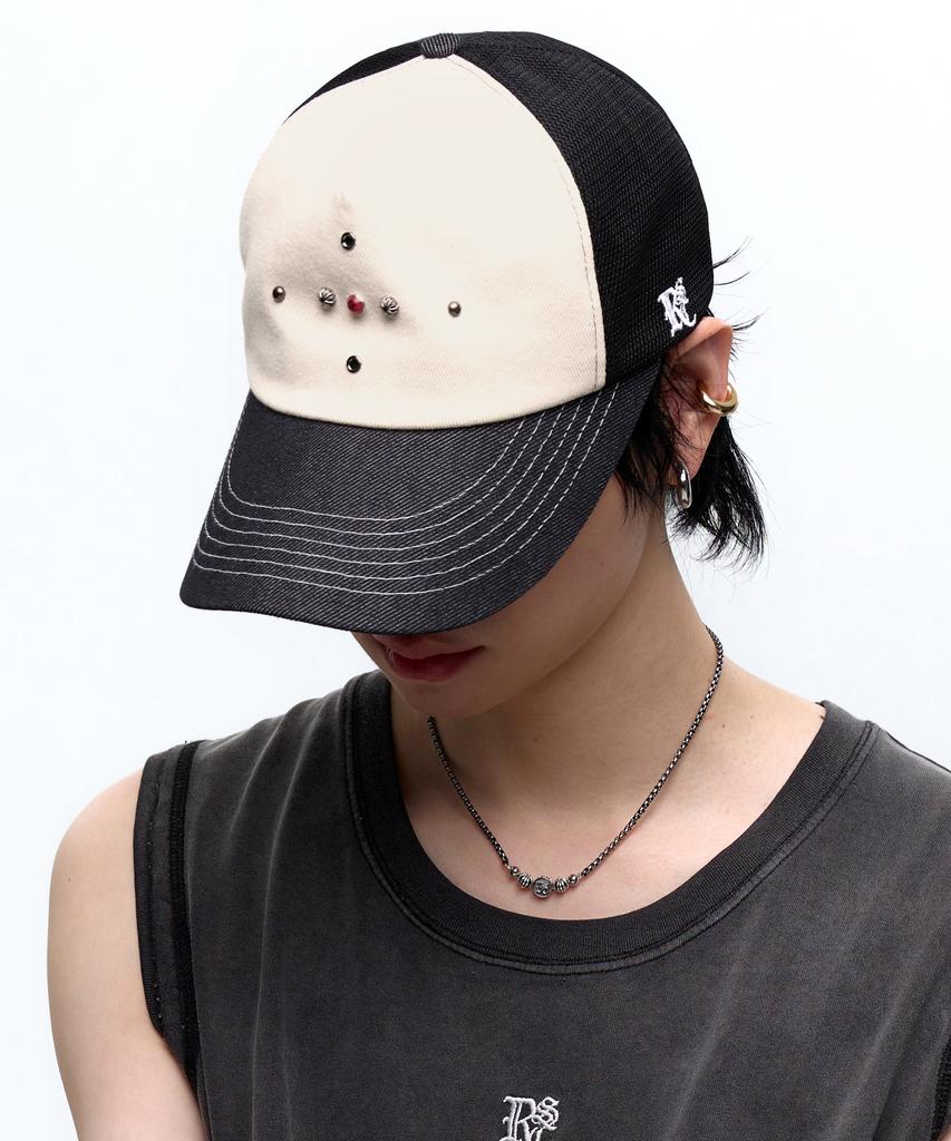 Aleseueseussi Western Rivet Mesh Cap - Black/Ivory