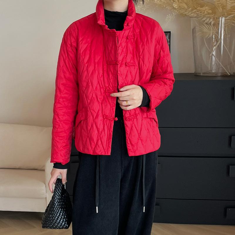 Button short down jacket women's 2024 winter new retro literary and warm lightweight rhombus design literary jacket