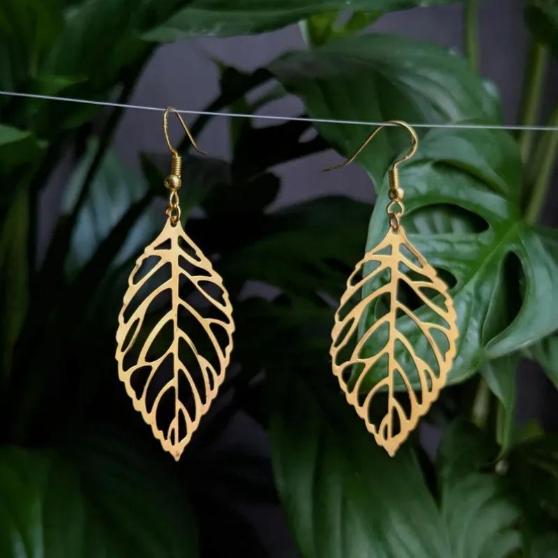 Moth Star Dangle Earrings Hollow Out Moth Drop Earrings For Women Boho Party Jewelry Gift A4