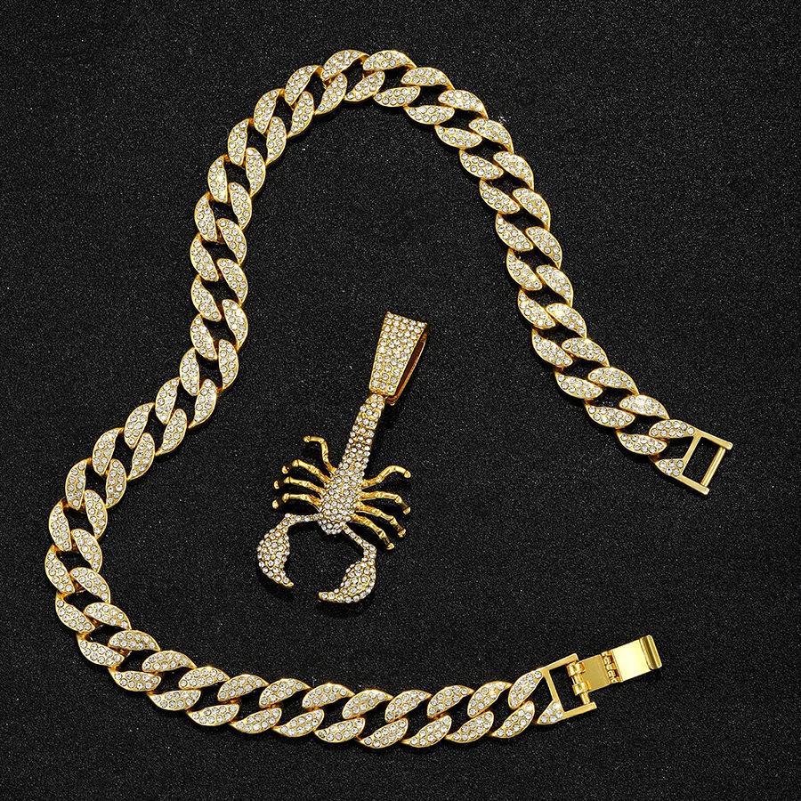 European and American Punk Trend Three-dimensional Scorpion Pendant Necklace, Hip-hop Street Dance Diamond Inlaid Cuban Chain Men's Accessories