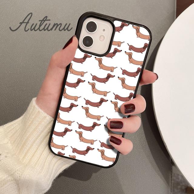 Cartoon Dachshund Sausage Dog Phone Case for iPhone 11 12 13 14 Pro Max Mini X XR XS SE 2020 6 7 8 Plus Galaxy S21 S22 Shell
