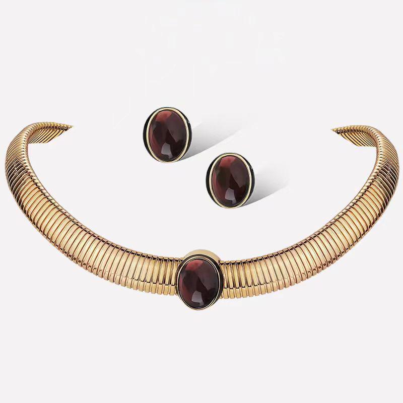 Rome Gladiator Soft Bracelet: Retro High-End Fashion, Niche Design, Versatile & Simple.
