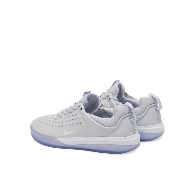 Nike SB Zoom Nyjah 3 Sneakers