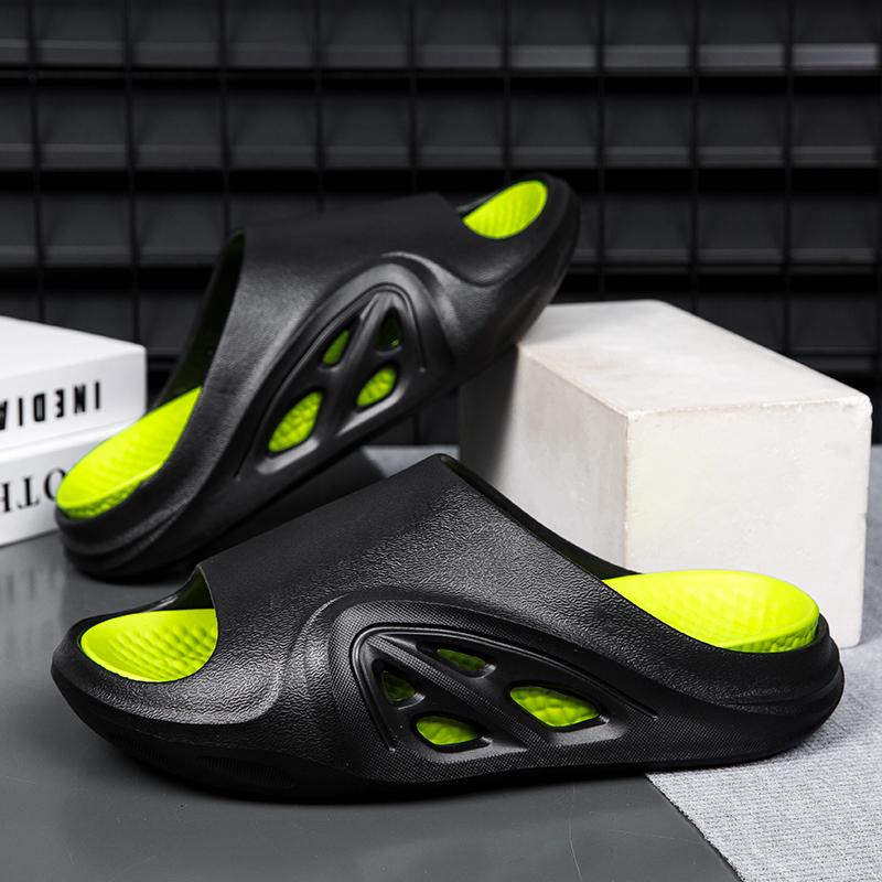 Fashion 2025 Men's Luxury Indoor Slippers Summer New Thick Soled Men's Outdoor Wear Hollowed Out Beach Shoes Lazy Sneakers Cool Slippers