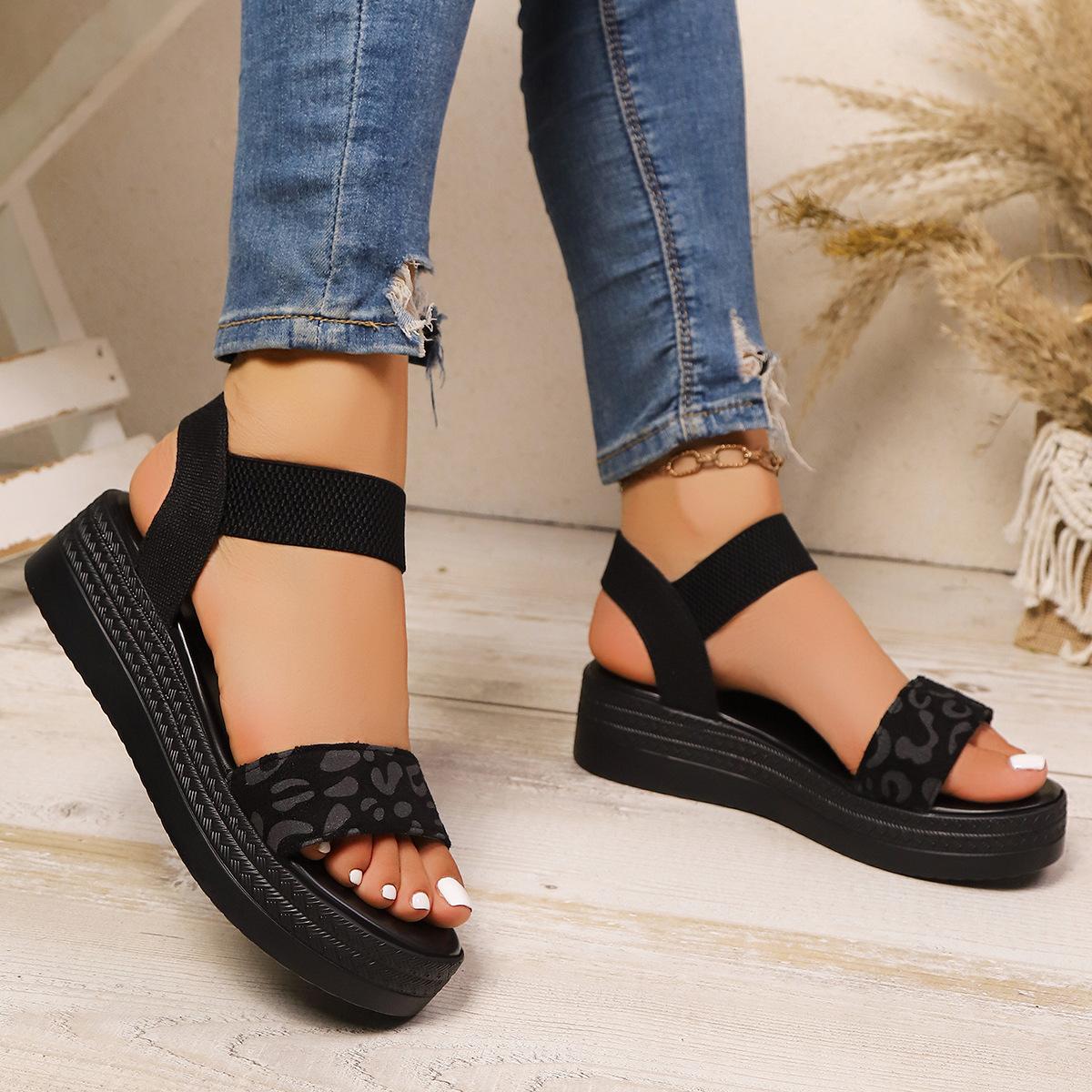 

Модные пляжные сандалии на липучке с открытым носком на плоской подошве с надписью, женские сандалии 43