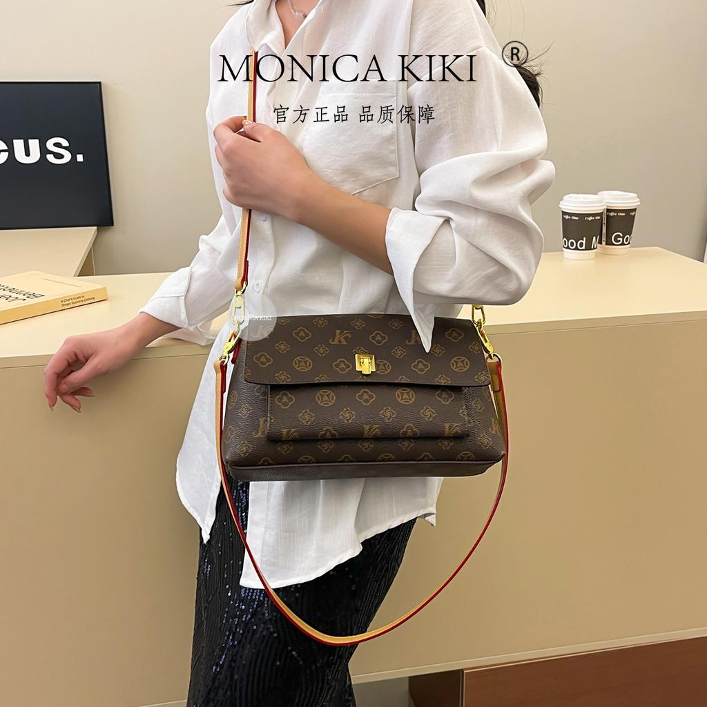 Light Luxury Niche Bag Women 2025 New Super Fire Presbyopia Commuter Portable Tote Bag Versatile Shoulder Messenger Bag