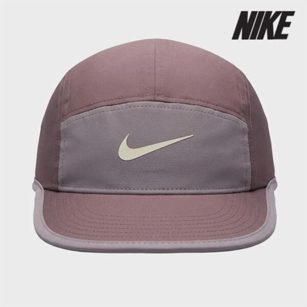 Кепка /g6- FB5624-502 / Неструктурированная кепка Swoosh Fly-Dri-Fit FREE