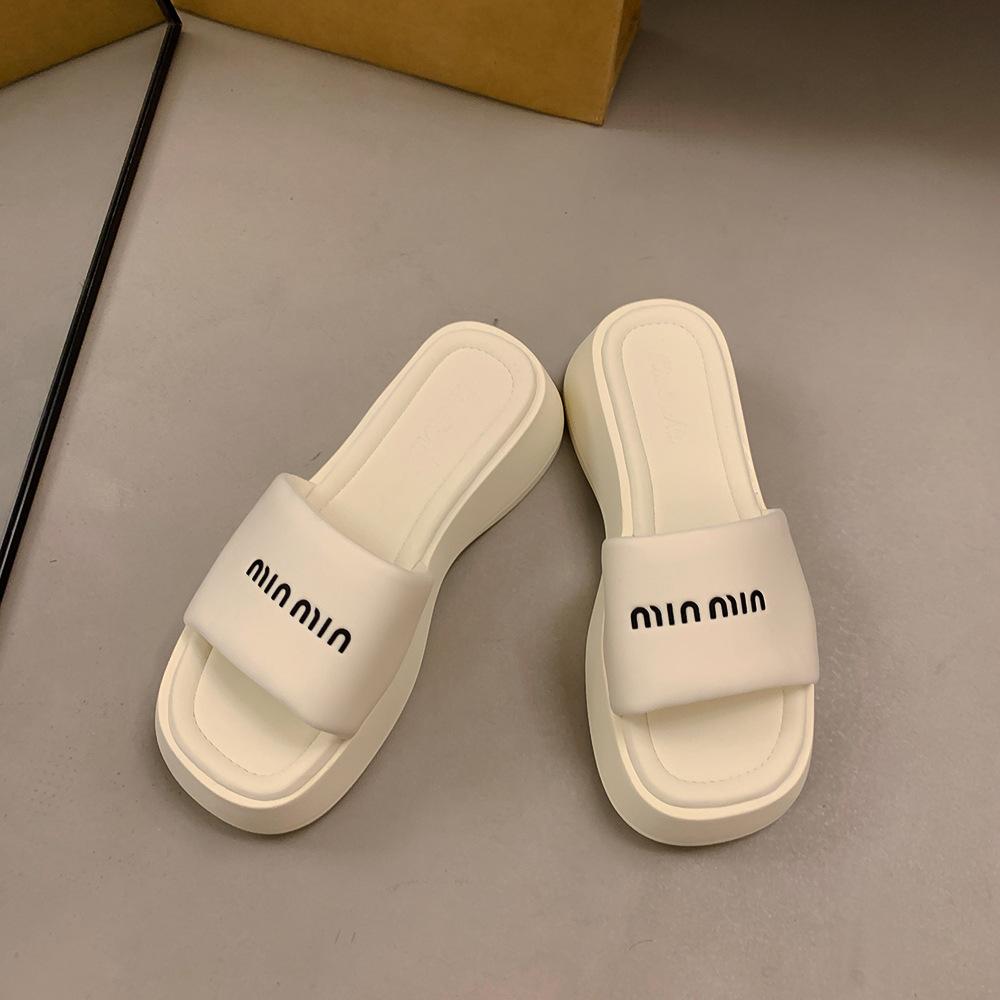 

Интернет-знаменитость платформа маффин тапочки уличная обувь женская обувь 2025 лето новинка увеличение роста черные сандалии 40 бежевый