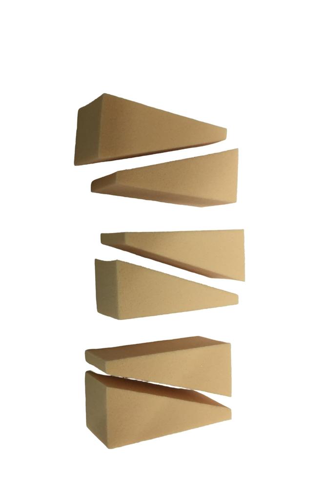 MAKE UP FOR LIFE Triangle Shape Sponge Pack of 12