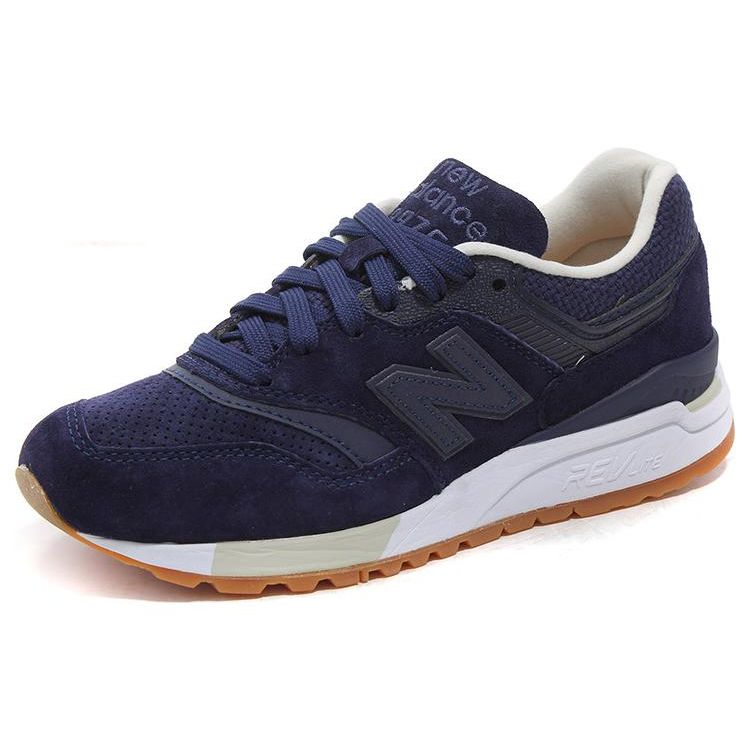 New Balance 997 Casual Sneaker Black Women WL997HCG