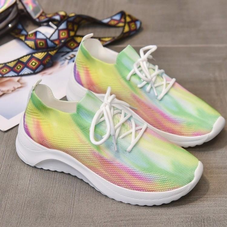 Thick Soled Plus Size Color Blocked Round Toe Lace Up Sneakers