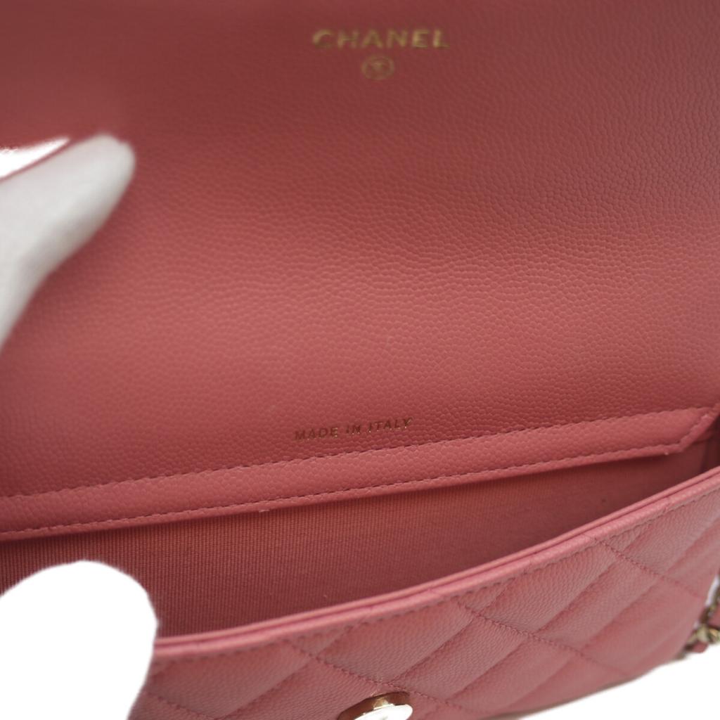 Chanel AP2096 Pink Matte Caviar Skin Flap Phone Case Shoulder Bag pinkUsed