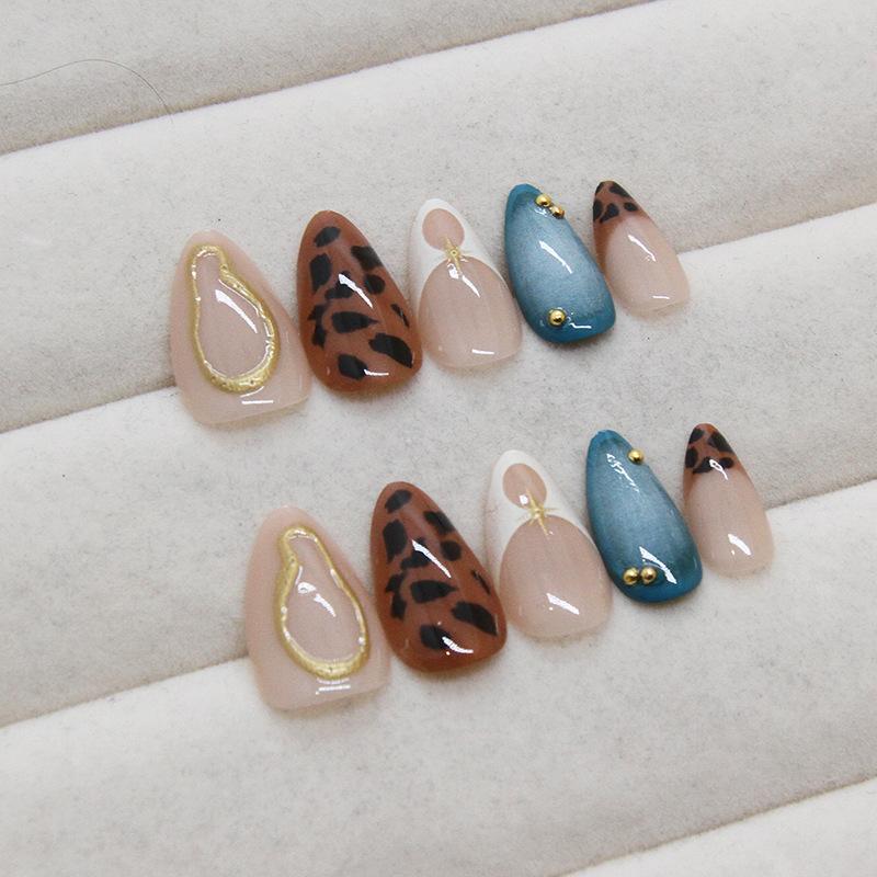 Leopard Print Manicure Patch Retro Removable Nail Three-dimensional Irregular French Wearing Manicure Manicure Piece Diamond 30 Pieces