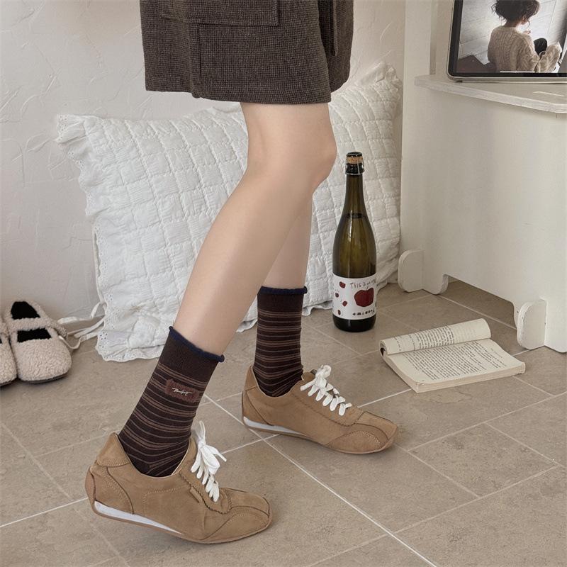 Autumn and Winter Socks: Women's Retro Polka Dot Striped Velvet Logo Contrasting Color Mid-calf Socks, Coffee-colored Pile Socks