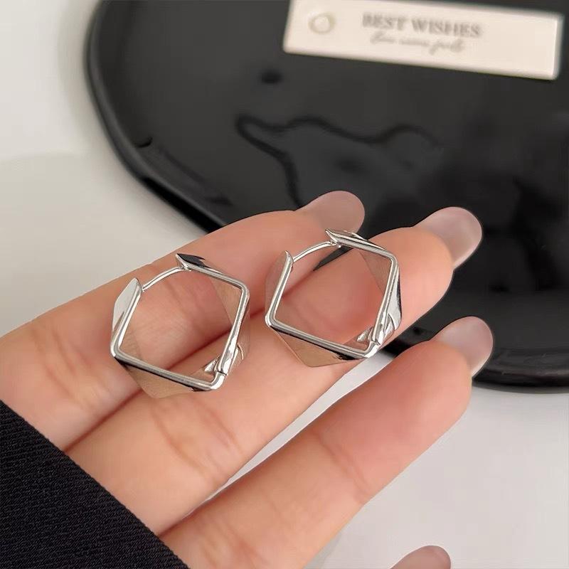 

Винтажные золотые шестиугольные серьги-кольца для женщин, преувеличенные металлические геометрические серьги неправильной формы, ювелирные аксессуары