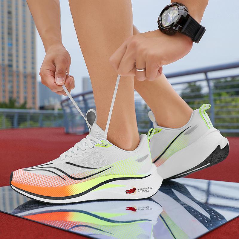 High-End Red Rabbit 7PRO Laufschuhe wirklich platzen Boden Carbonplatte Paar Laufschuhe Hochelastischer Stoß Dämpfung Leichte Sportschuhe Herren und wo