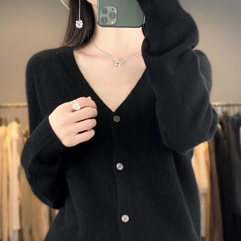 V-neck Cardigan for Women In Autumn and Winter Style Osmanthus Needle Knitted Cardigan Gentle and Versatile Long-sleeved Sweater Jacket
